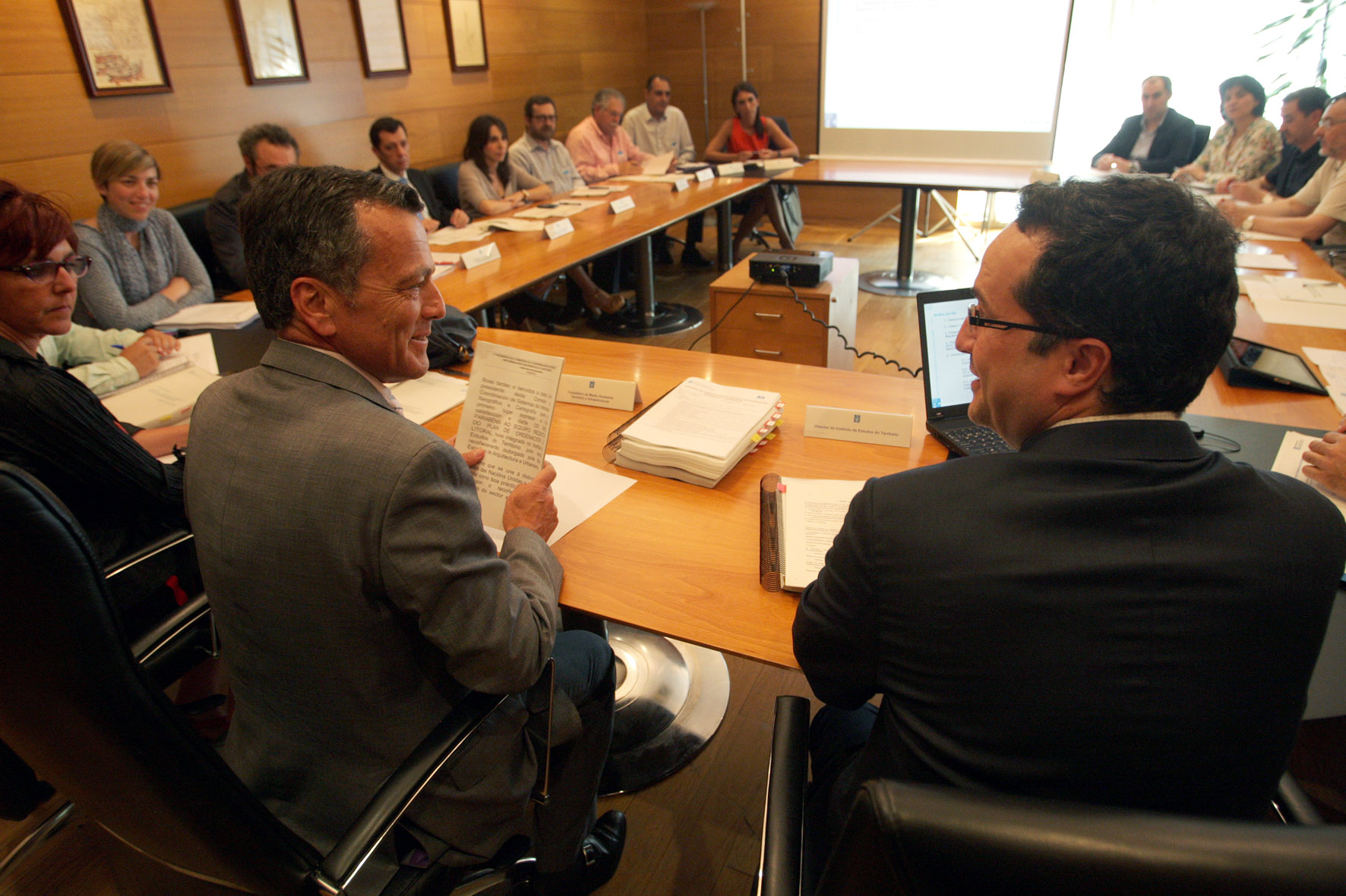 O conselleiro de Medio Ambiente presidiu esta tarde a reunión da Comisión de Coordinación de Sistemas de Información Xeográfica e Cartográfica | Autor: Conchi Paz