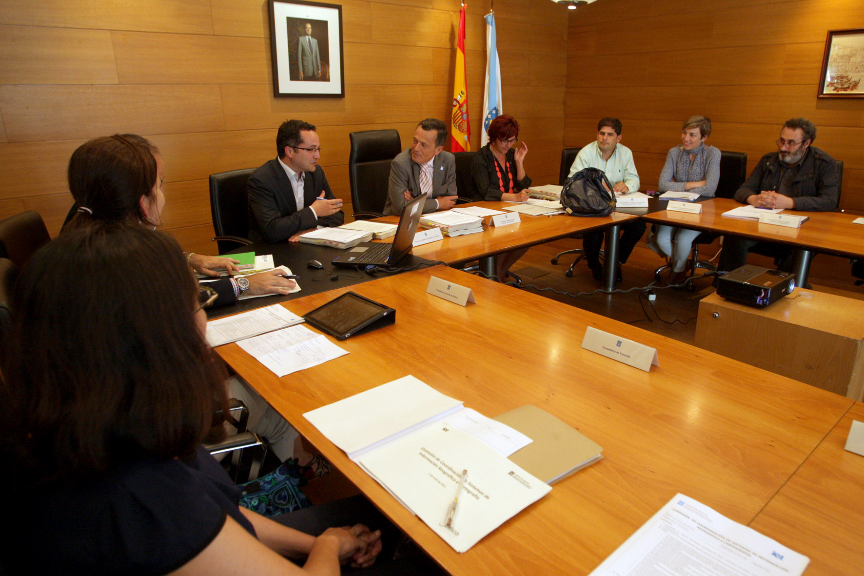 O conselleiro de Medio Ambiente presidiu esta tarde a reunión da Comisión de Coordinación de Sistemas de Información Xeográfica e Cartográfica | Autor: Conchi Paz